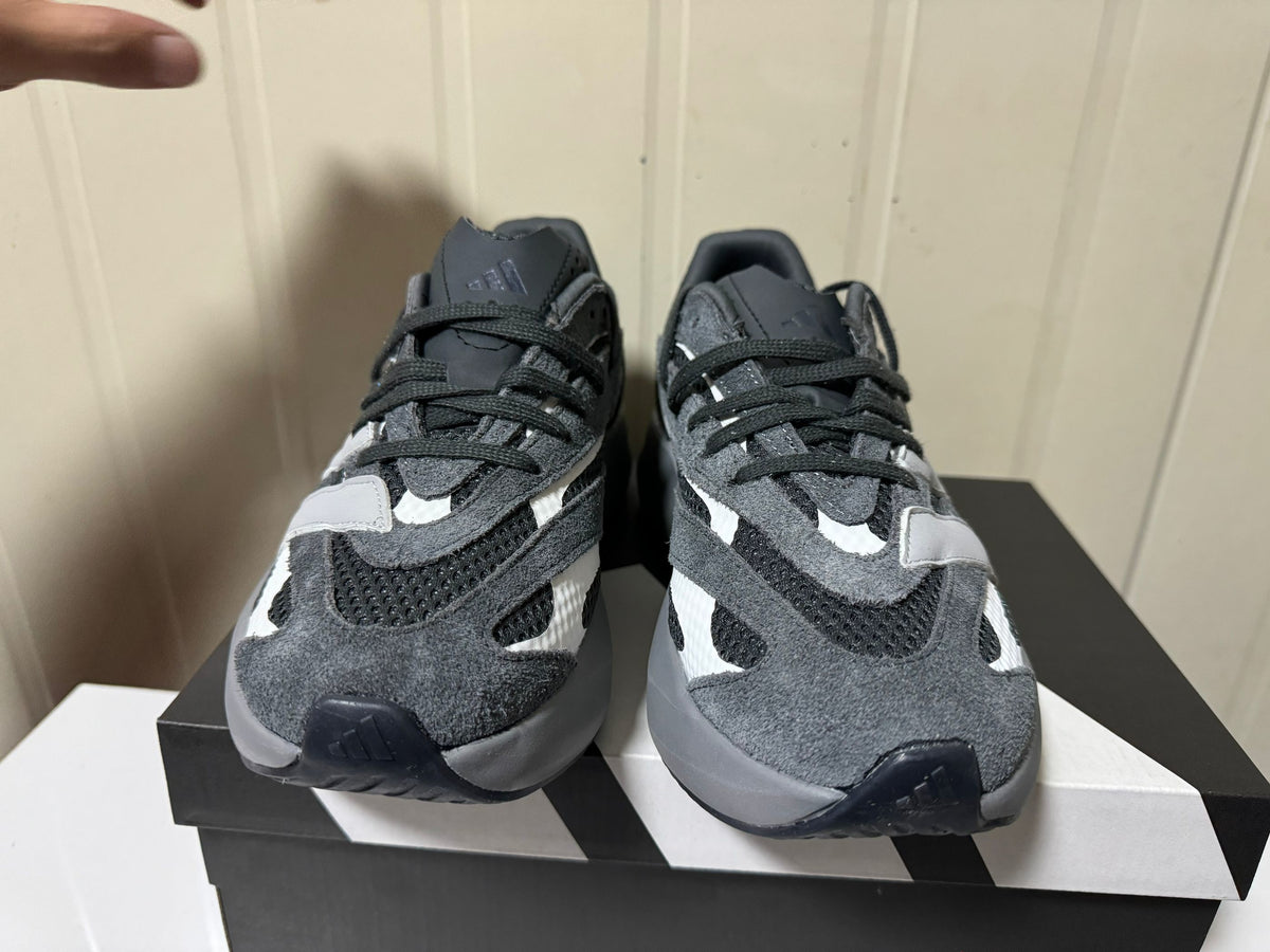 Adidas Lightblaze Evo Brushed Sneakers