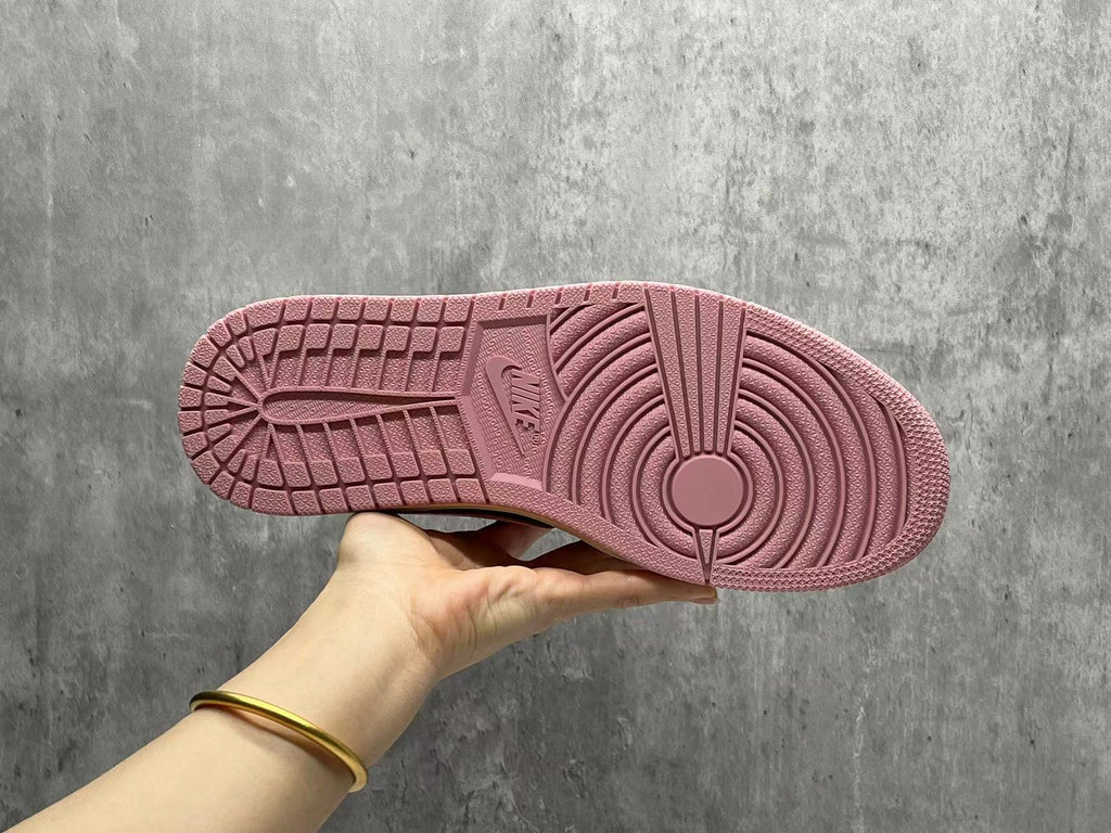 Travis Scott x Air Jordan 1 Retro Low OG SP 'Reverse Mocha' Pink