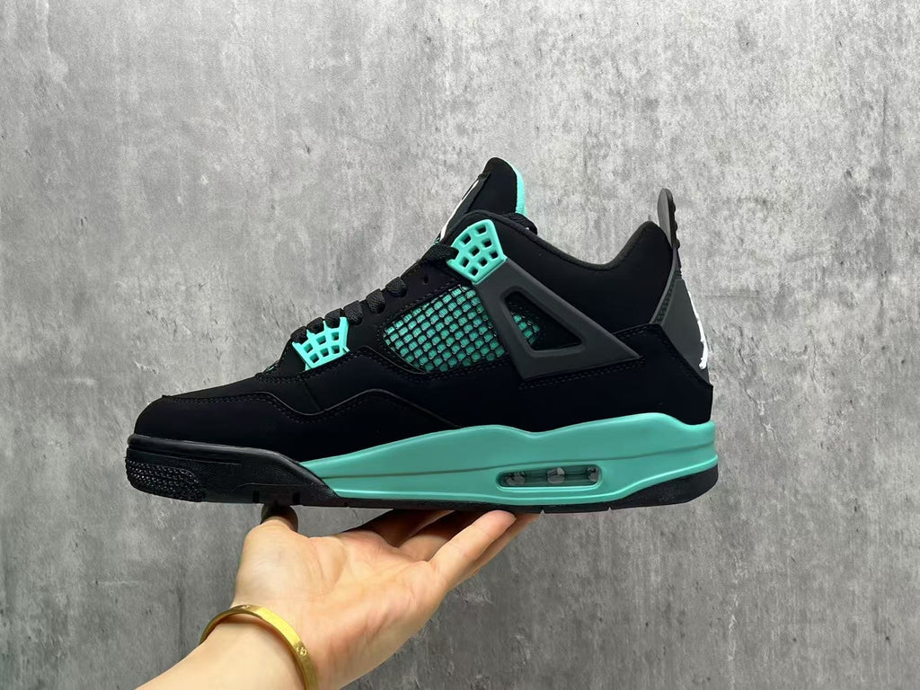 Air Jordan 4 Retro – Tiffany Blue Thunder Custom (2025)