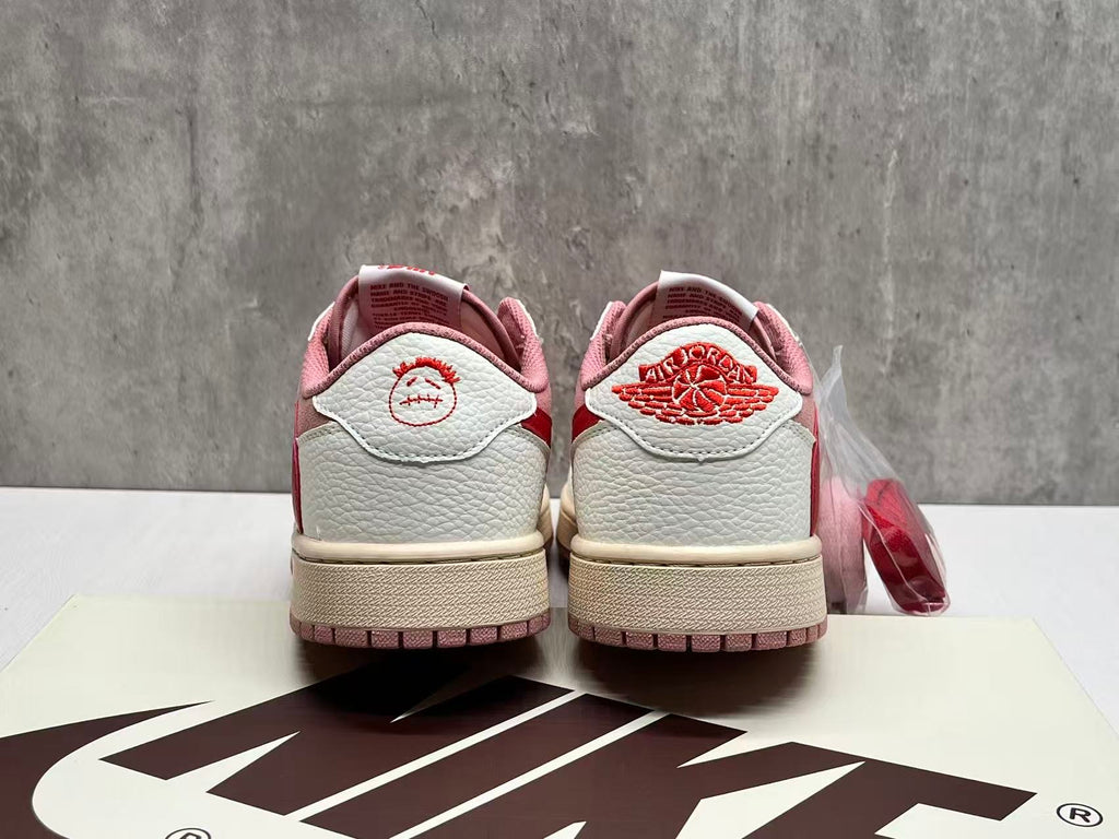 Air Jordan 1 Low OG x Travis Scott "Shy Pink/Red"