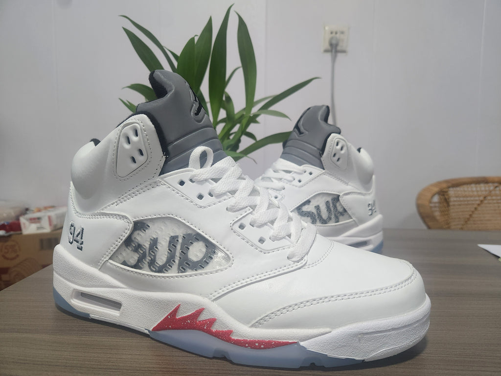 Air Jordan 5 Retro White x Supreme '94'