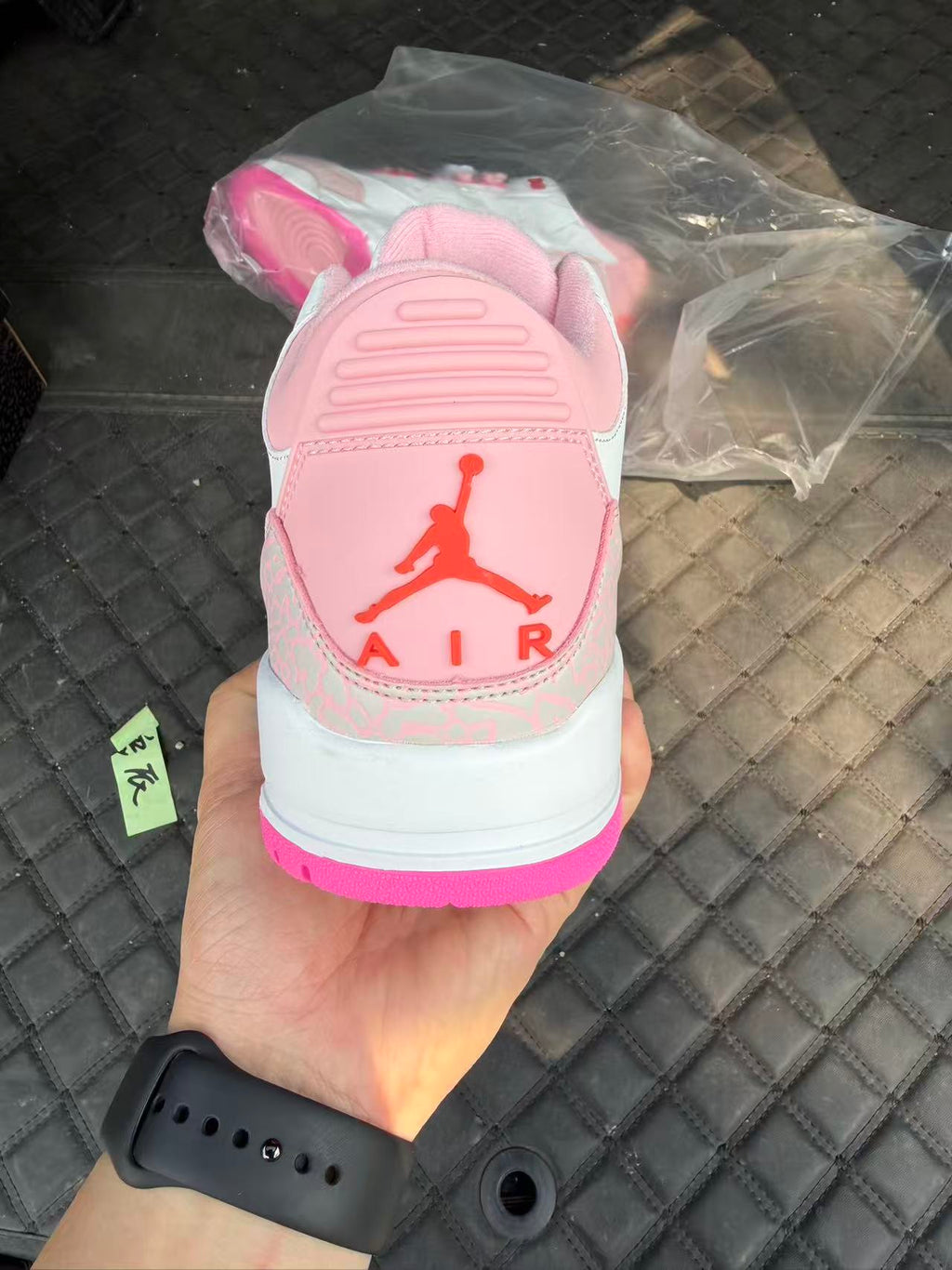 Air Jordan 3 Retro 'Pearl Pink/Hyper Orange-Pink Bloom'
