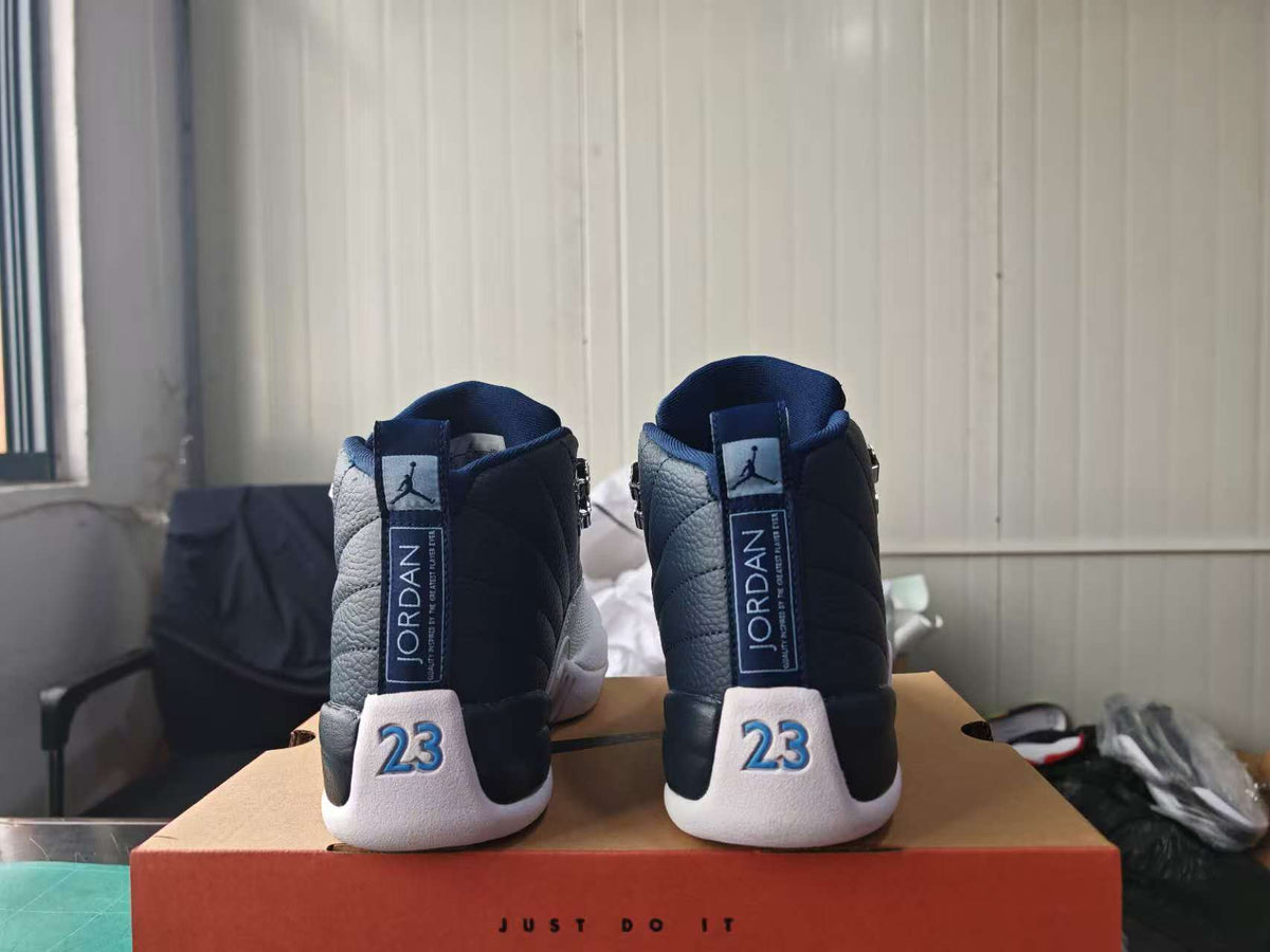 Air Jordan 12 Retro "Obsidian" 2027