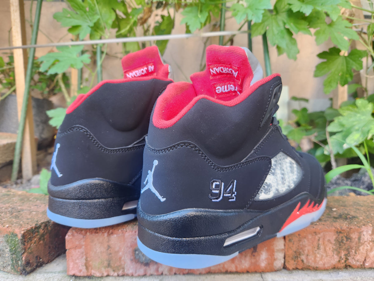 Air Jordan 5 Retro Supreme 'Black'