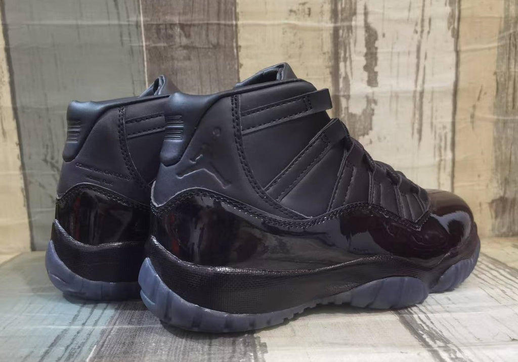 Air Jordan 11 Retro x Comme des Garçons Homme Plus Black