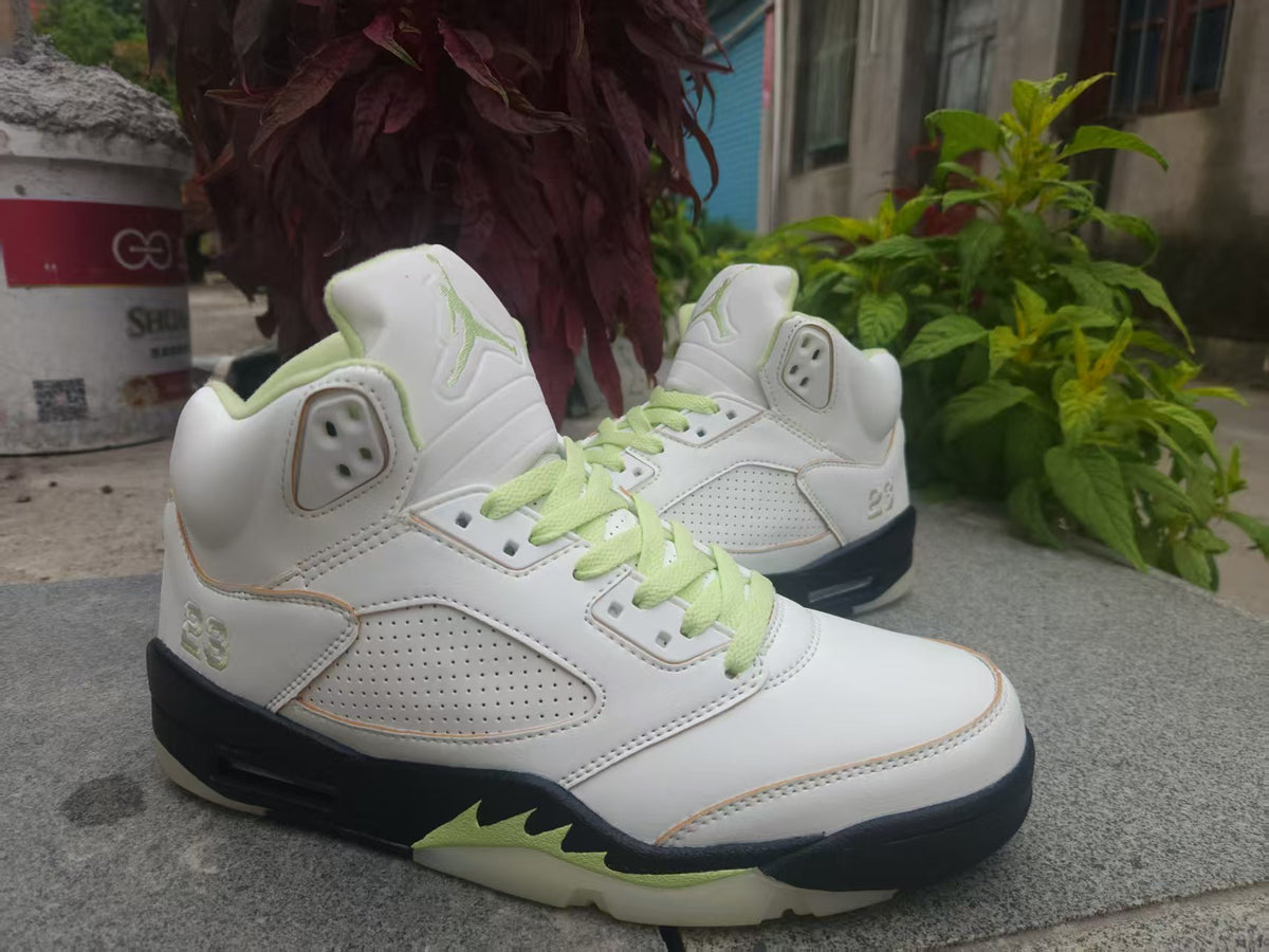 (WMNS) Air Jordan 5 Retro – Luminous Green (Sail / Luminous Green / Anthracite)
