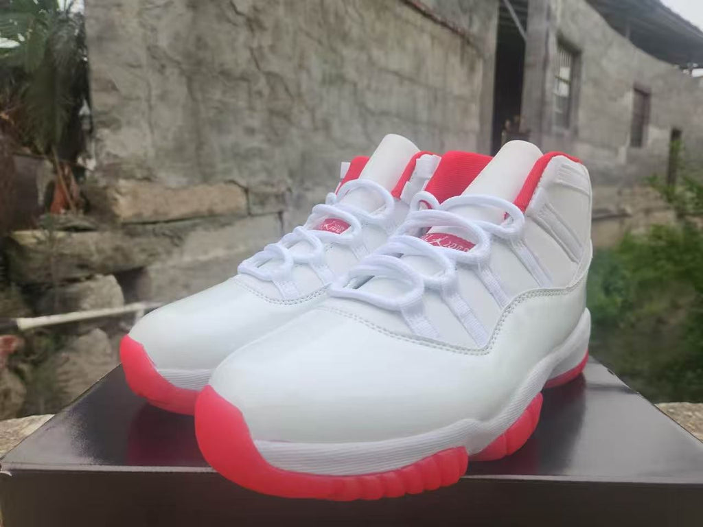 Air Jordan 11 Retro Custom 'Varsity Red Bottom' White/Red 2026