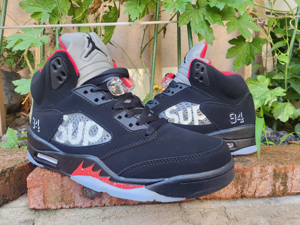 Air Jordan 5 Retro Supreme 'Black'