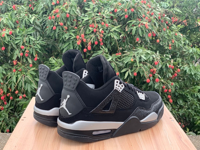 (WMNS) Air Jordan 4 Retro “Spotlight” – Black / Metallic Silver