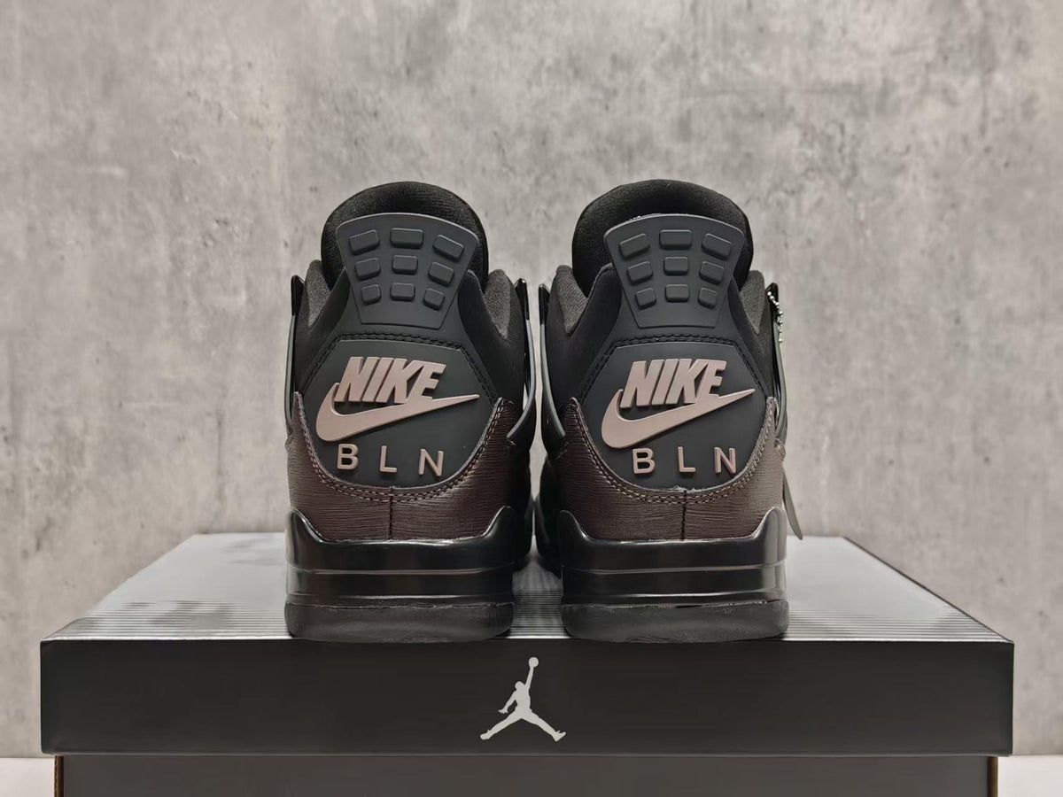 Air Jordan 4 Retro 'Black Cat' 2025