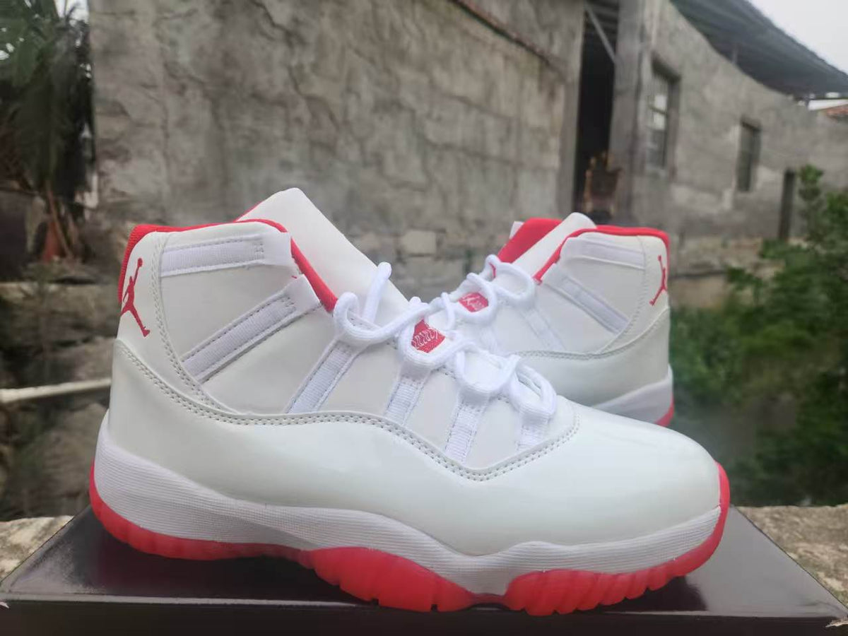 Air Jordan 11 Retro Custom 'Varsity Red Bottom' White/Red 2026