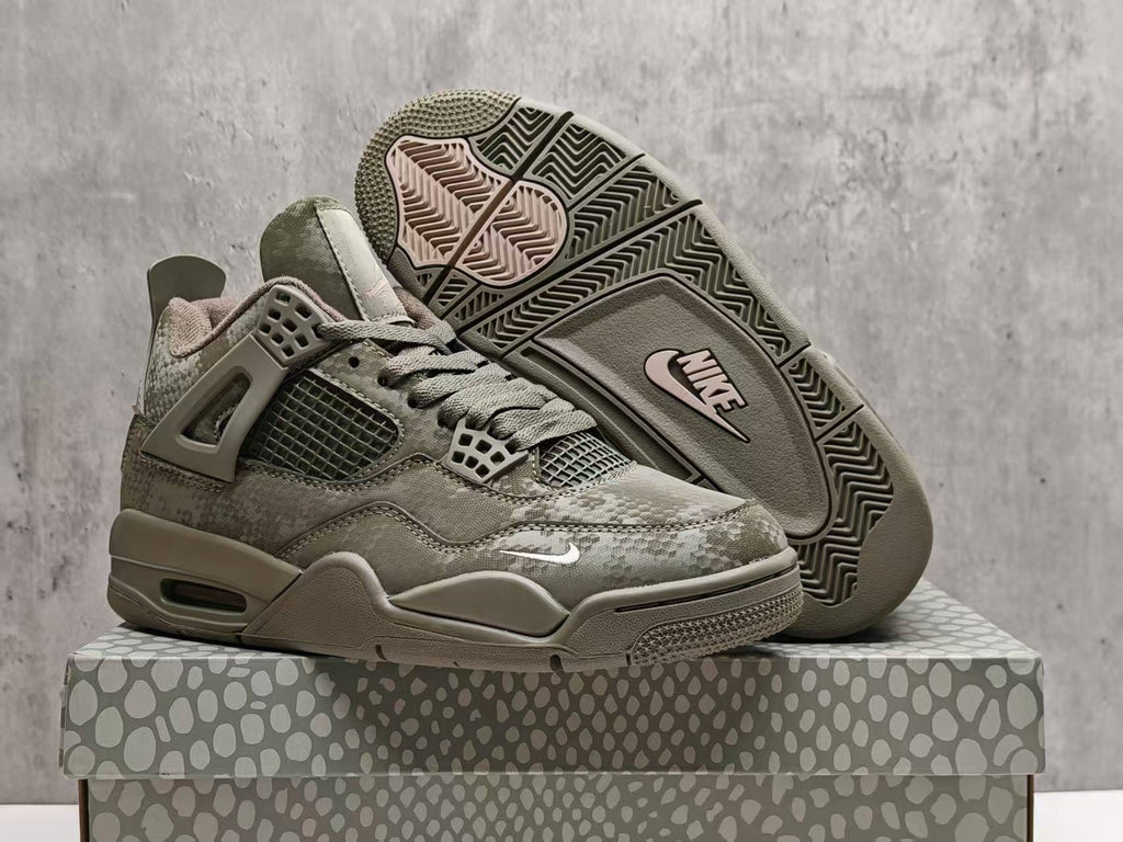 Air Jordan 4 Military Black