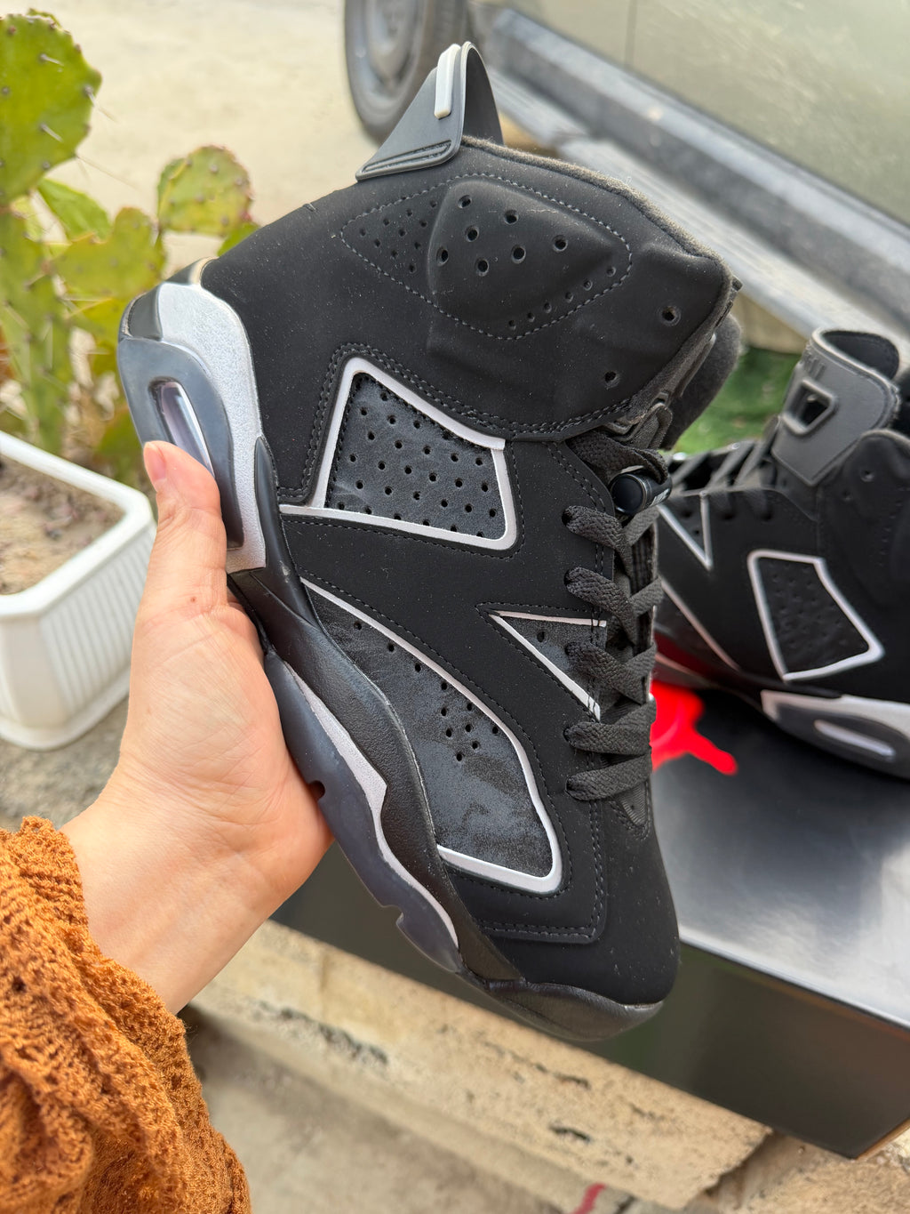 Air Jordan 6 Retro 'Black/Reflect Silver' IR2266-010