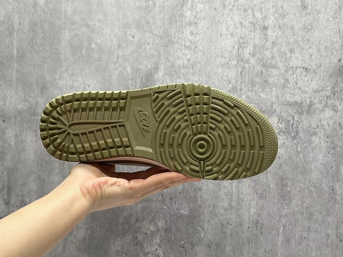 Air Jordan 1 Low Golf x Travis Scott 'Neutral Olive'