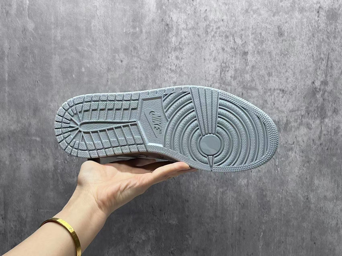 Air Jordan 1 x Off-White 'Gray'