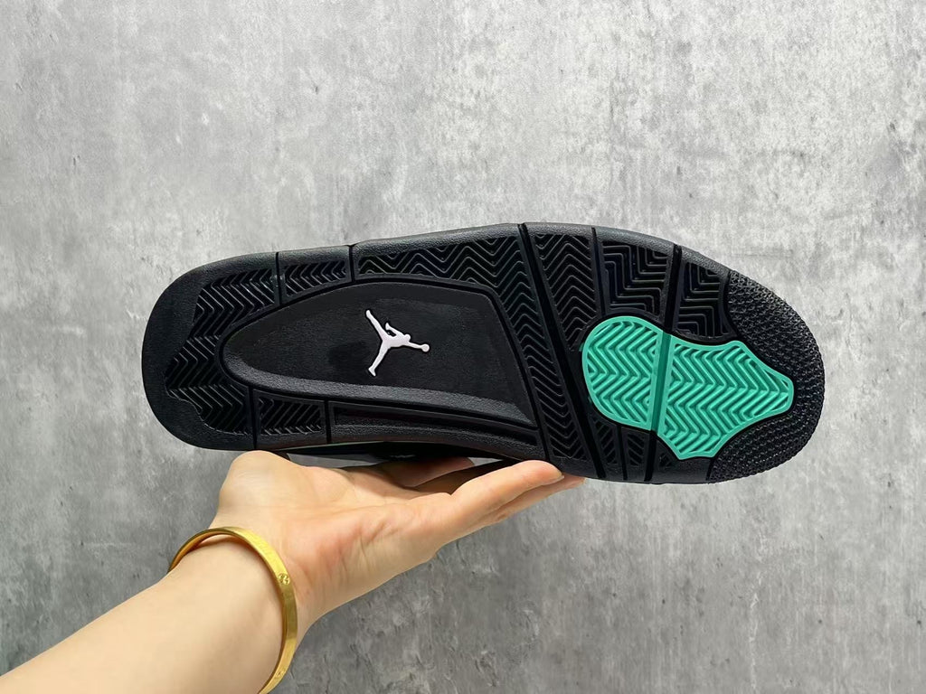 Air Jordan 4 Retro – Tiffany Blue Thunder Custom (2025)