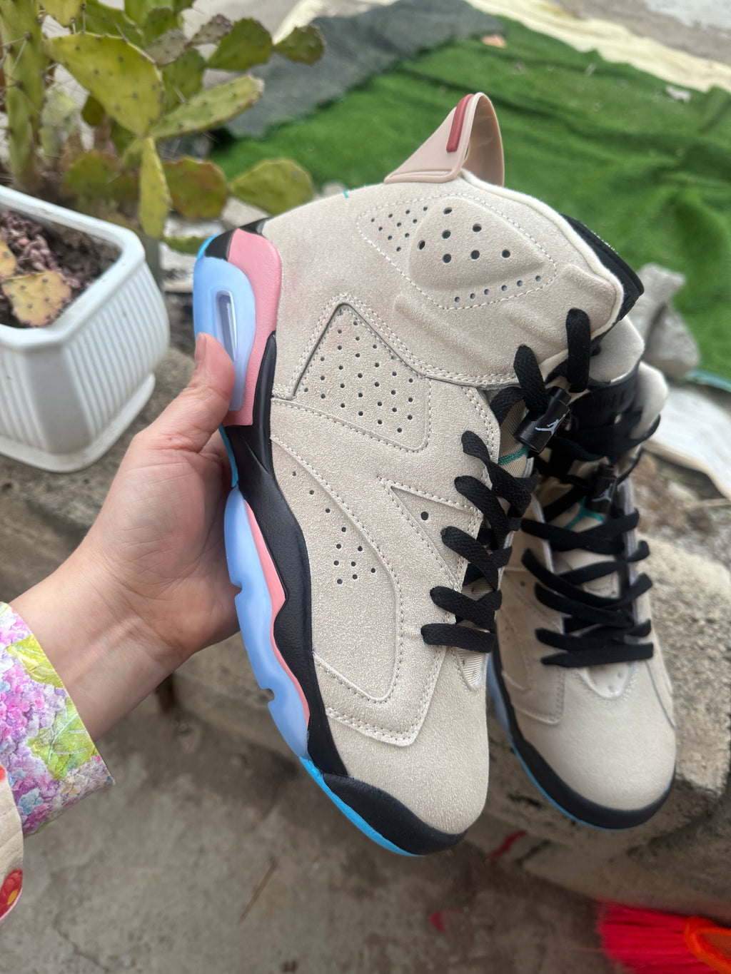 Air Jordan 6 Retro 'Beige Pink Blue Gradient'