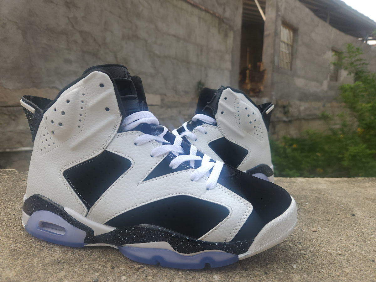 Air Jordan 6 Retro Men's Shoes - White/Black
