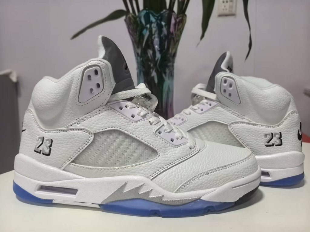 Air Jordan 5 Retro – Metallic Silver