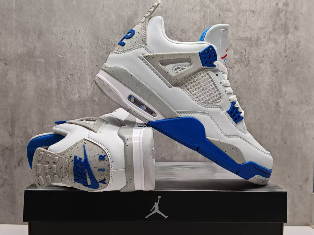 Air Jordan 4 Retro 'Military Blue' 2006